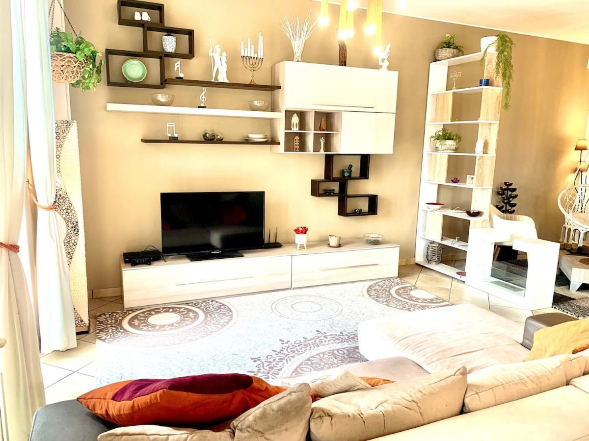 Art&sea -sea View And Private Parking- Casa vacanze Aeroporto di Catania Fontana Rossa