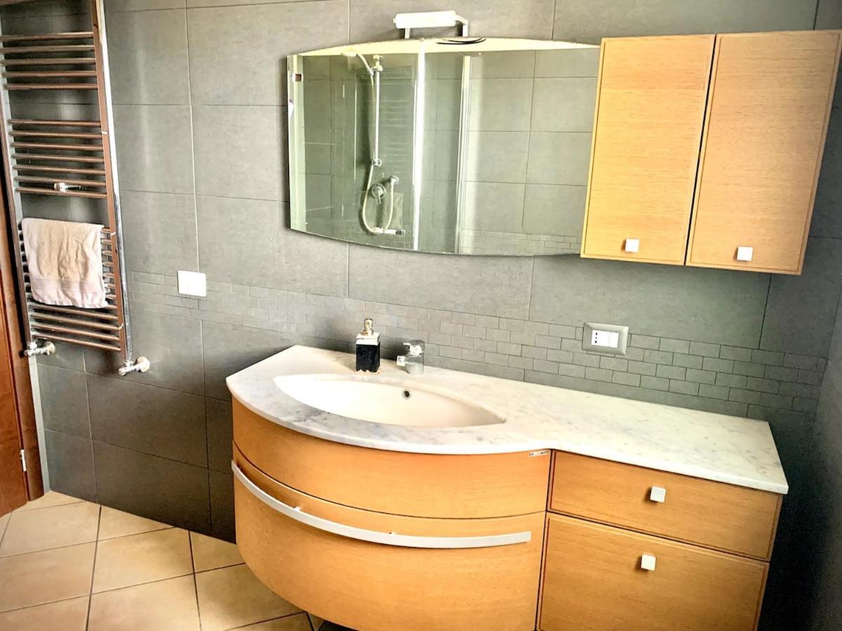 Casa vacanze Art&sea -sea View And Private Parking- Aeroporto di Catania Fontana Rossa